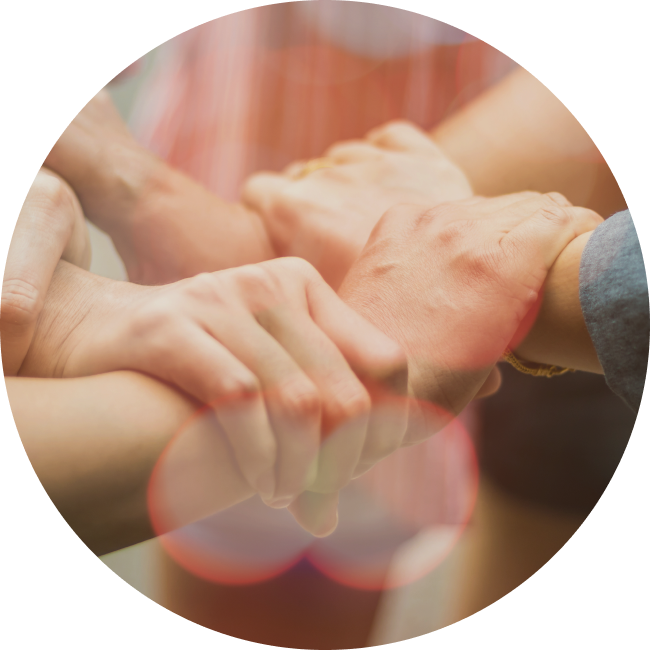 多个人手拉手围成圆圈,紧密相连的图标